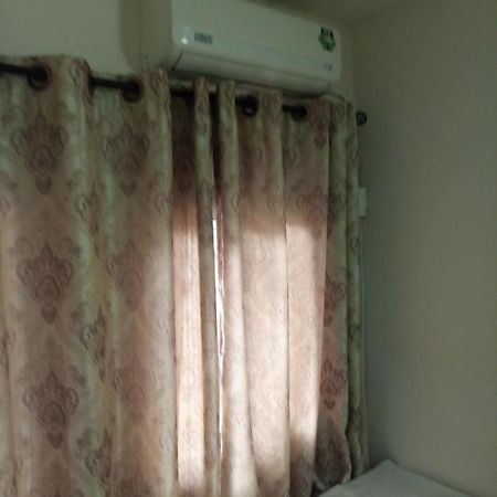 Ange Raphael Hotel Douala Luaran gambar